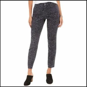 Style & Co Curvy Skinny Leg Jeans  *